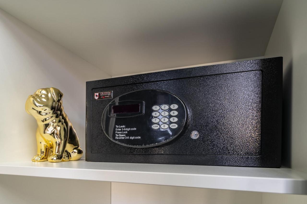 Theatre Boutique Apartments Киев Екстериор снимка