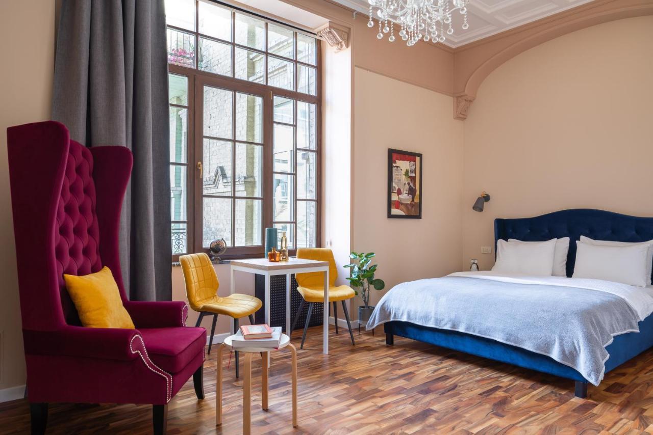 Theatre Boutique Apartments Киев Екстериор снимка