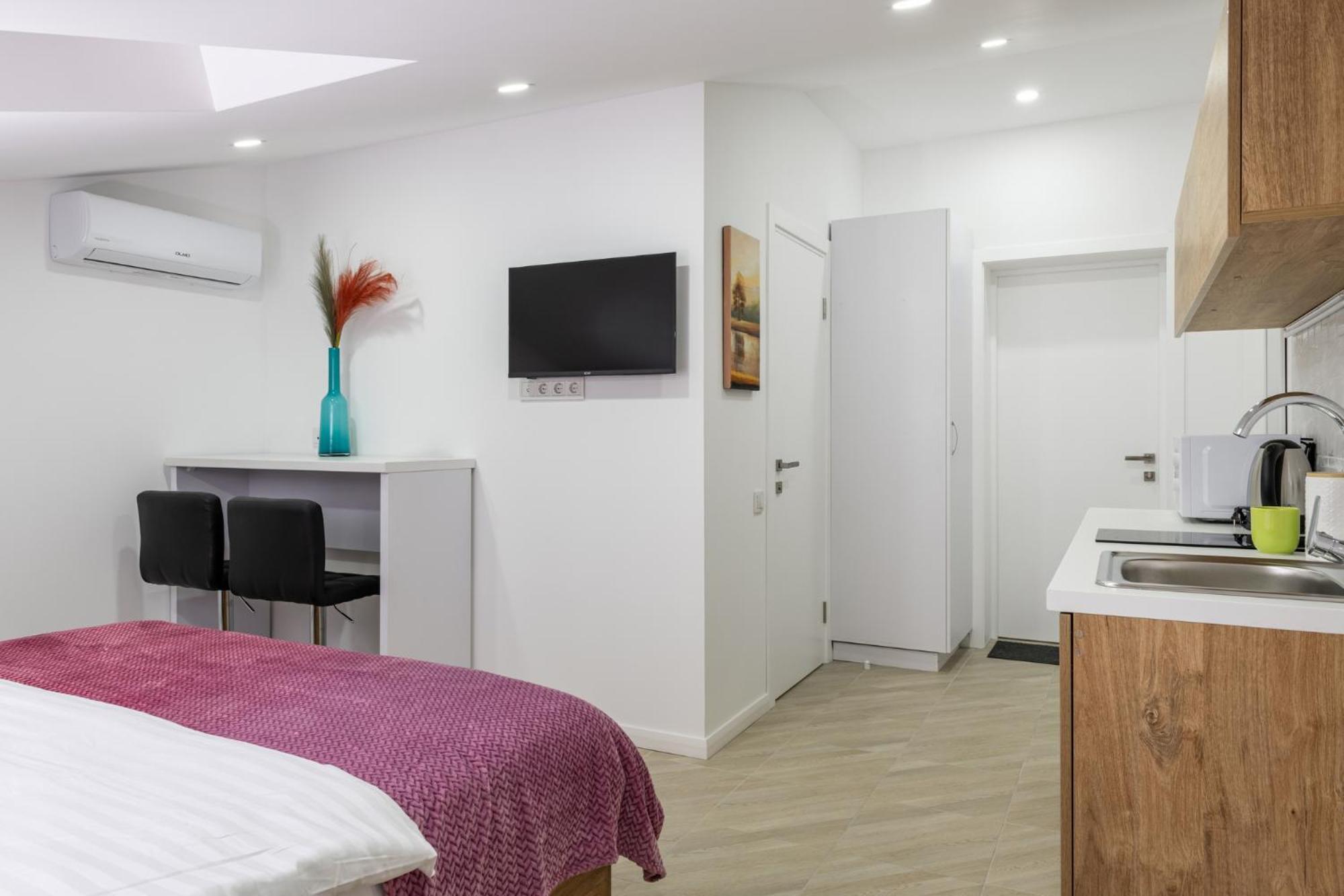 Theatre Boutique Apartments Киев Екстериор снимка