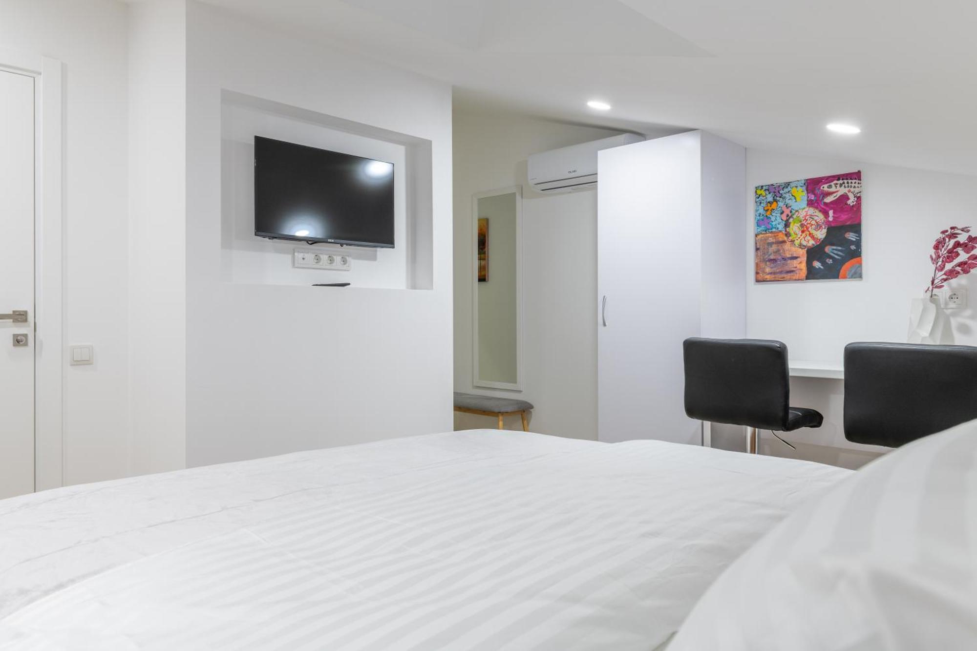 Theatre Boutique Apartments Киев Стая снимка